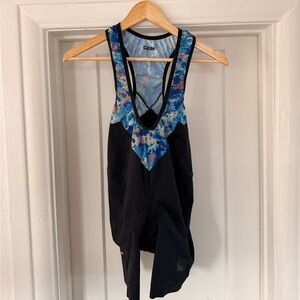 Machines for Freedom everyday bib short